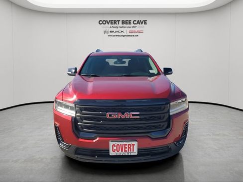 Used 2023 GMC Acadia SLE w/ Elevation Edition image 2