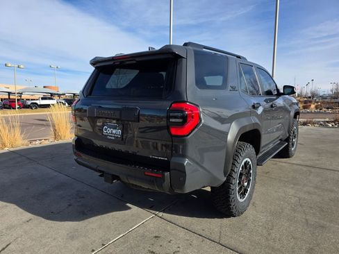 Used 2025 Toyota 4Runner TRD Off-Road image 10