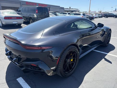 Used 2019 Aston Martin V8 Vantage Coupe RWD image 5