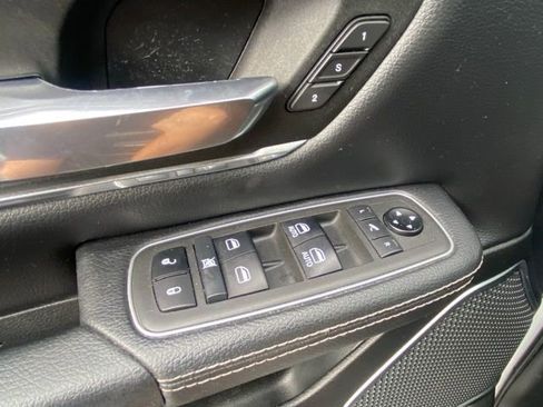 Used 2021 RAM 1500 Laramie w/ Laramie Southwest Edition AWD/4WD image 18