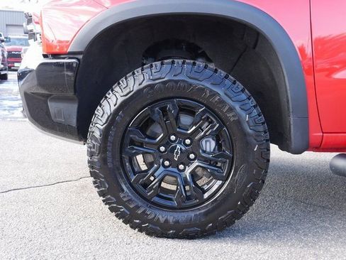 Used 2023 Chevrolet Silverado 1500 ZR2 w/ Technology Package image 10