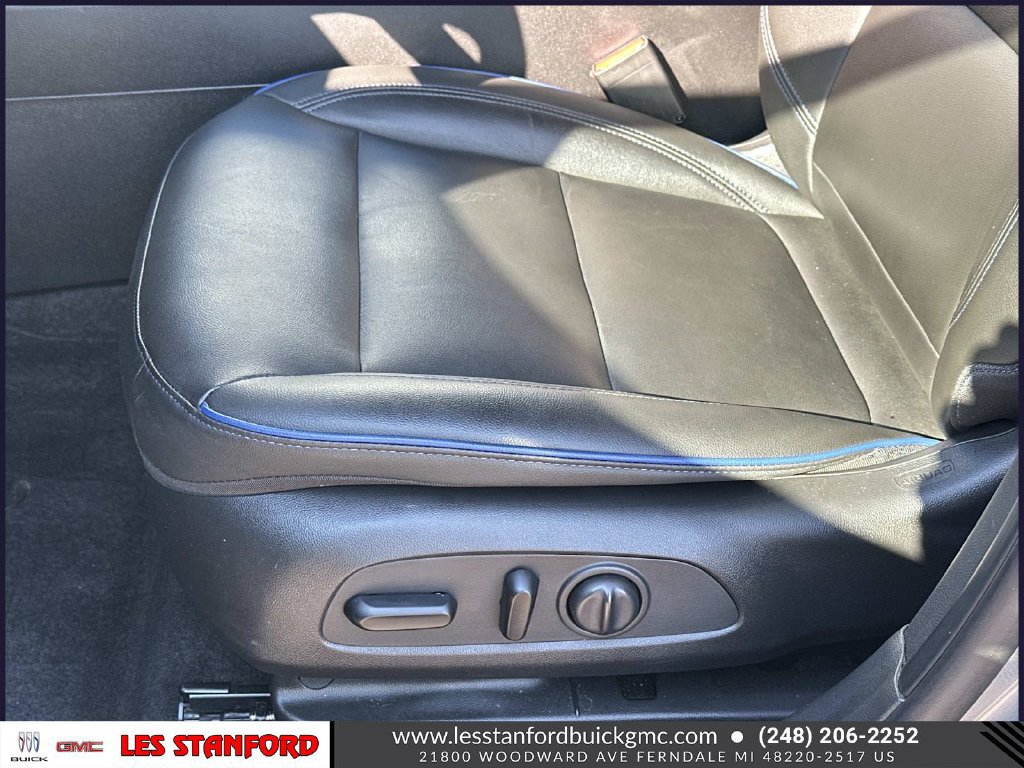 Used 2024 Buick Envista Sport Touring w/ Convenience I Package FWD image 18