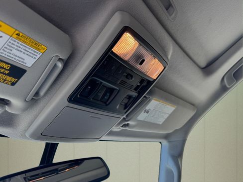 Used 2018 Toyota 4Runner Limited image 18