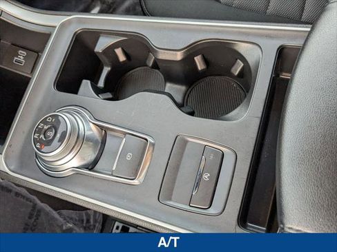 Used 2022 Ford Edge SE w/ Black Appearance Package AWD/4WD image 18