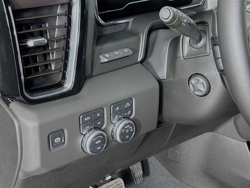 Used 2025 GMC Sierra 1500 Denali Ultimate AWD/4WD image 14
