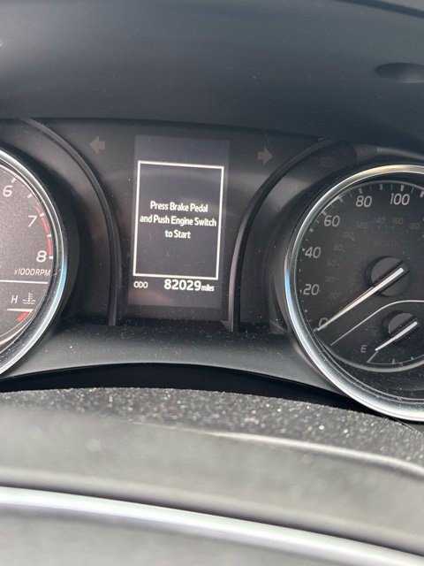 Used 2018 Toyota Camry LE w/ Moonroof Package FWD image 4