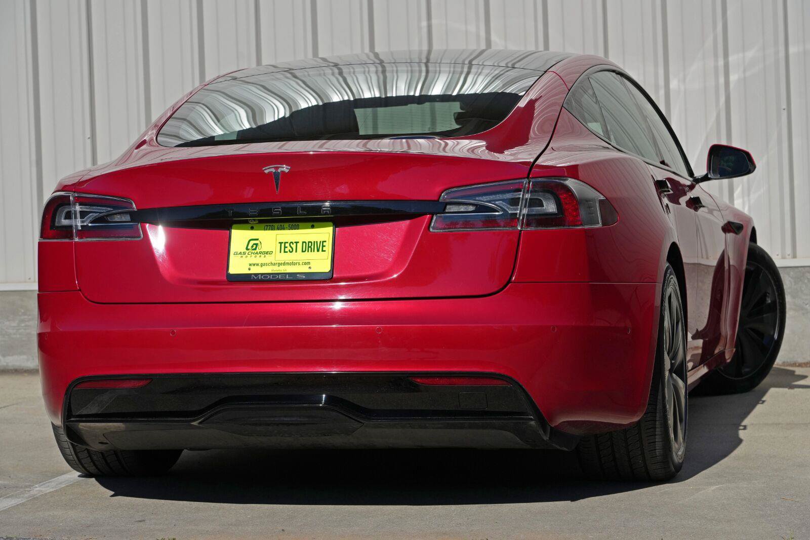 Used 2022 Tesla Model S AWD/4WD image 4