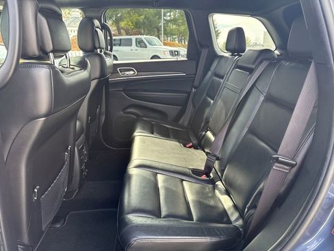 Used 2021 Jeep Grand Cherokee Limited image 26
