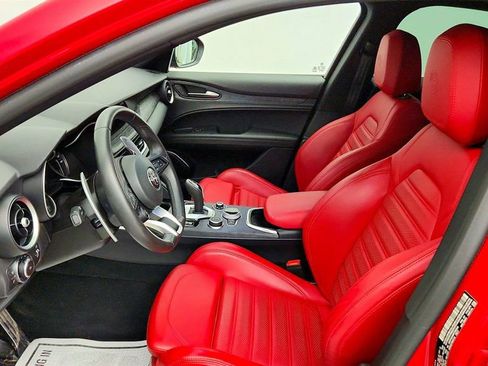 Used 2023 Alfa Romeo Stelvio Sprint AWD/4WD image 20