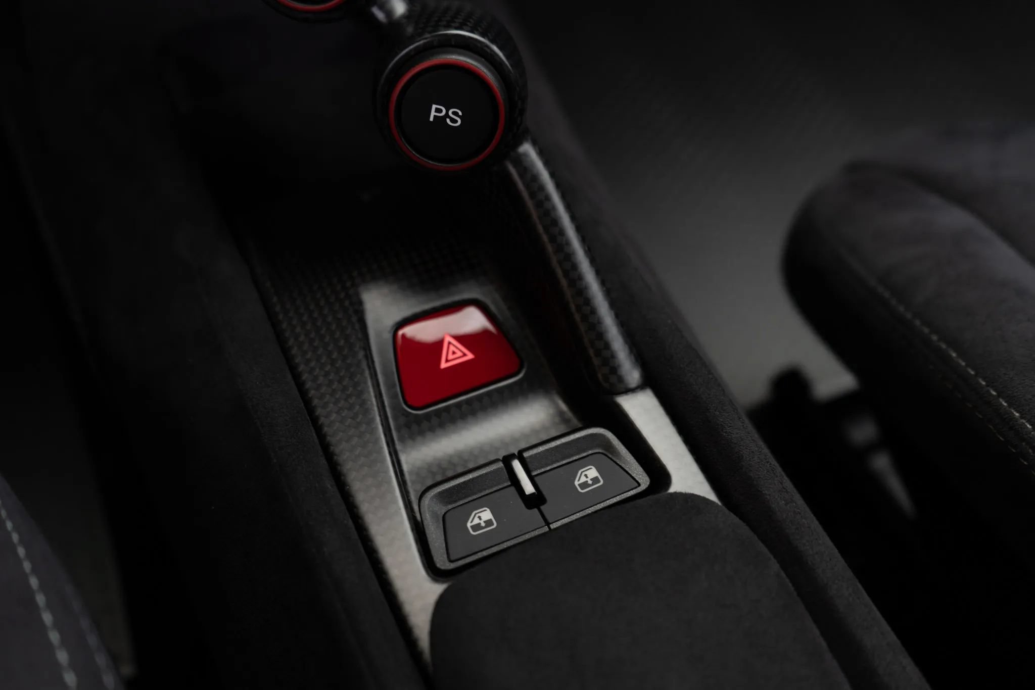 Used 2019 Ferrari 488 Pista Coupe RWD image 26