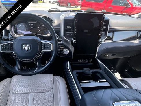 Used 2025 RAM 1500 Tungsten AWD/4WD image 15
