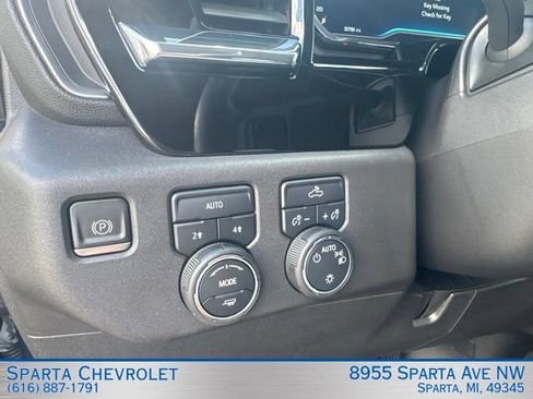 Used 2023 Chevrolet Silverado 1500 LT AWD/4WD image 18