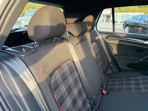 Used 2016 Volkswagen GTI S image 22