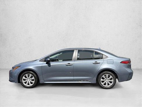 Used 2026 Toyota Corolla LE FWD image 8