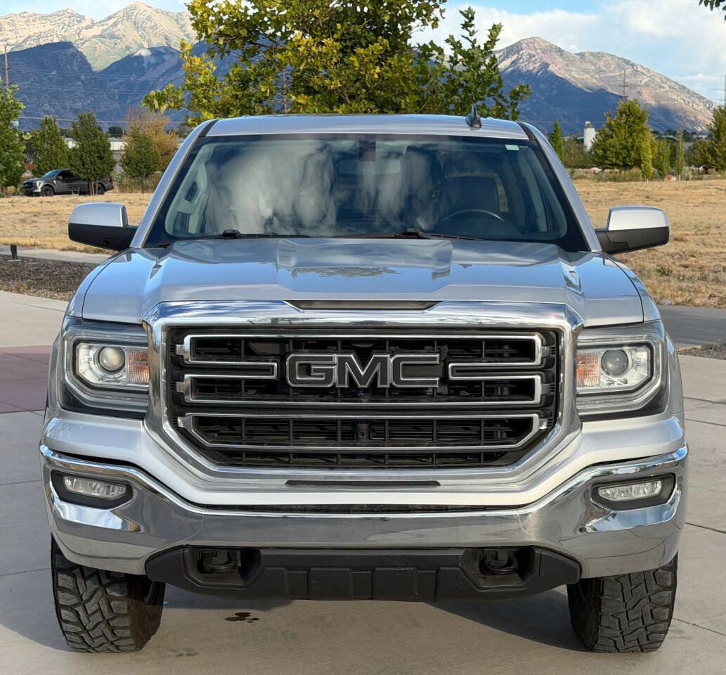 Used 2017 GMC Sierra 1500 SLE w/ SLE Value Package AWD/4WD image 2
