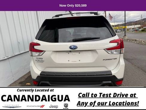 Used 2020 Subaru Forester Premium image 7