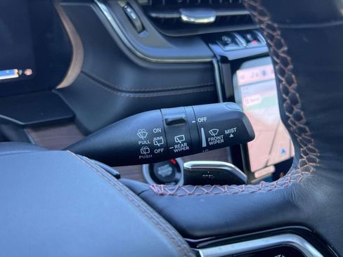 Used 2023 Jeep Grand Cherokee L Summit w/ High Altitude Package image 24