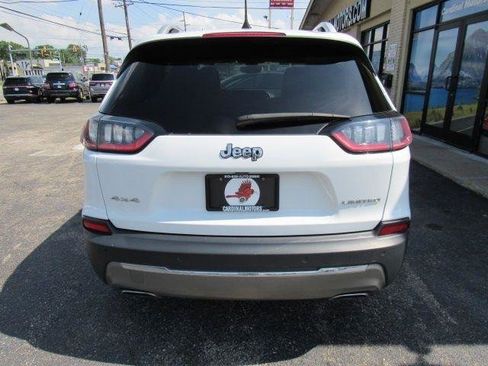 Used 2019 Jeep Cherokee Limited AWD/4WD image 12