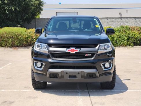 Used 2020 Chevrolet Colorado Z71 AWD/4WD image 2