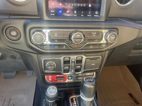 Used 2021 Jeep Wrangler Unlimited Rubicon image 28