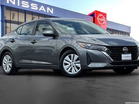 Certified 2025 Nissan Sentra S FWD image 1