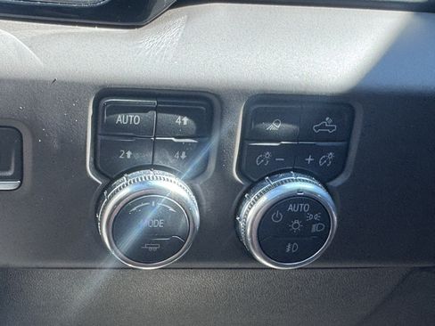 Used 2022 GMC Sierra 1500 Denali AWD/4WD image 32
