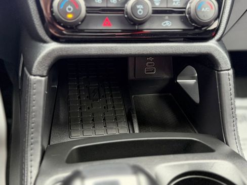 Used 2024 Ford Ranger Raptor image 17