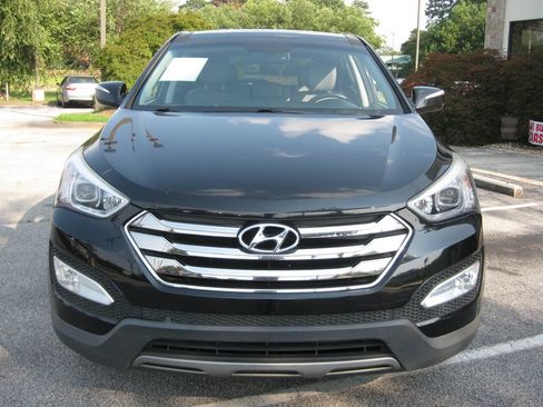 Used 2013 Hyundai Santa Fe Sport w/ Technology Pkg FWD image 3