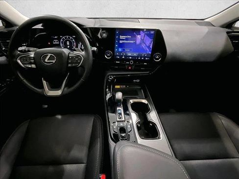 Used 2024 Lexus NX 250 FWD image 16