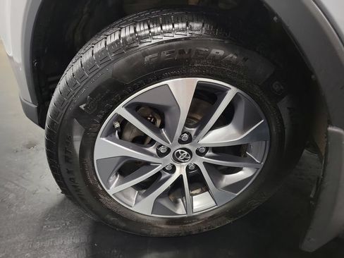 Used 2017 Toyota RAV4 XLE w/ All Weather Liner Package AWD/4WD image 13