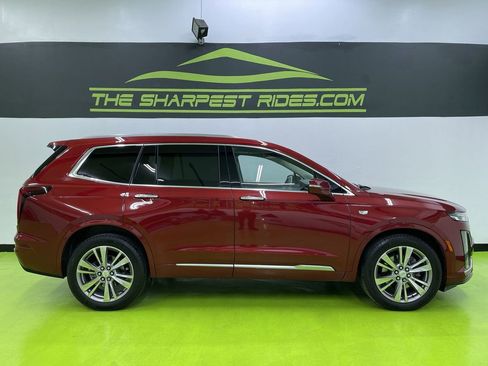 Used 2024 Cadillac XT6 Premium Luxury w/ LPO, Floor Liner Package image 11