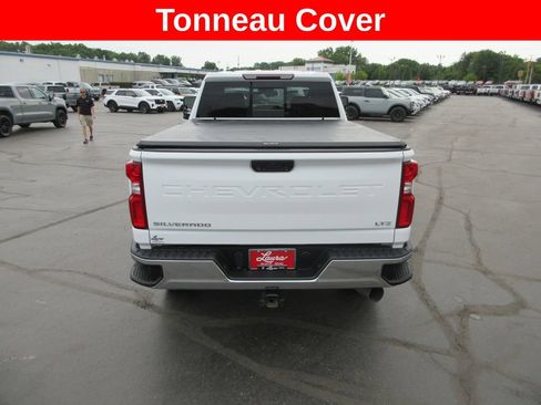 Certified 2022 Chevrolet Silverado 2500 LTZ w/ LTZ Convenience Package AWD/4WD image 8