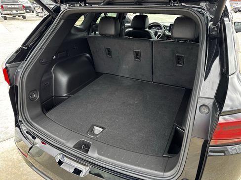 Used 2025 Chevrolet Blazer RS image 31