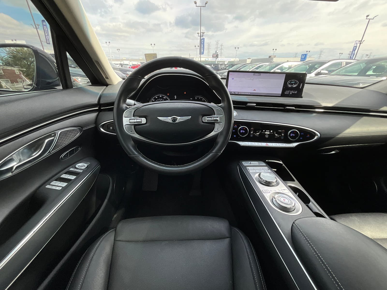 Used 2022 Genesis GV70 2.5T w/ Select Package AWD/4WD image 7