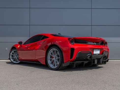 Certified 2019 Ferrari 488 Pista Coupe RWD image 9