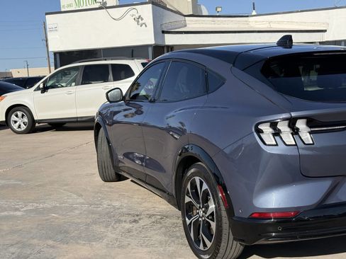 Used 2021 Ford Mustang Mach-E Premium AWD/4WD image 9