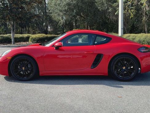 Used 2025 Porsche 718 Cayman image 5