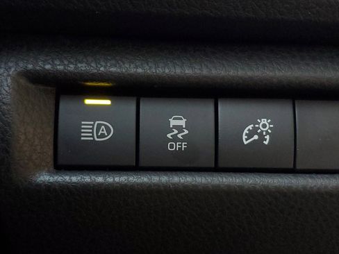 Used 2026 Toyota Camry SE w/ Convenience Package FWD image 30