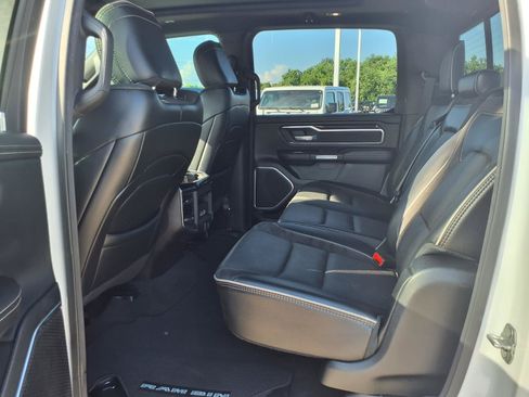 Used 2020 RAM 1500 Laramie w/ Sport Appearance Package AWD/4WD image 9