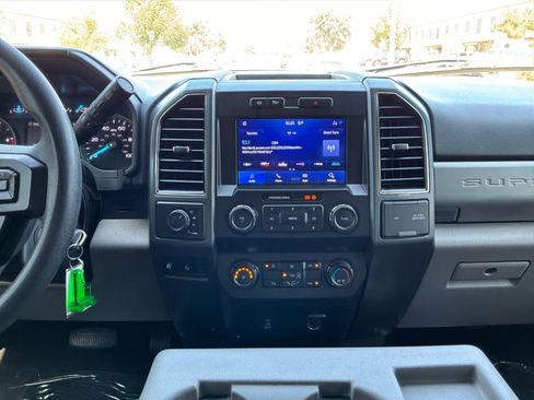 Used 2022 Ford F250 XLT AWD/4WD image 15