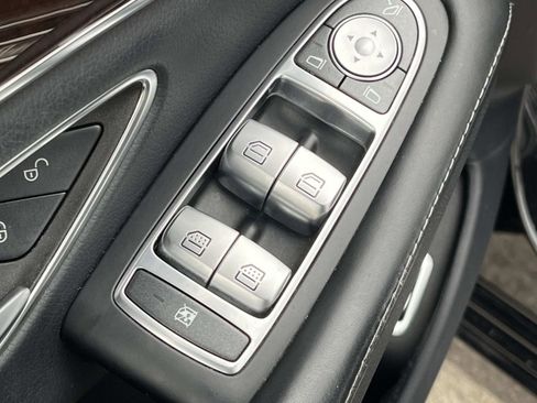 Certified 2018 Mercedes-Benz S 560 4MATIC Sedan image 18