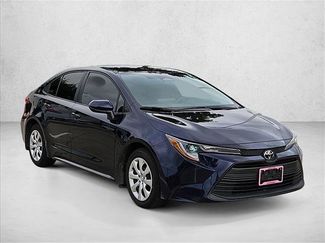 Used 2025 Toyota Corolla LE FWD video 3