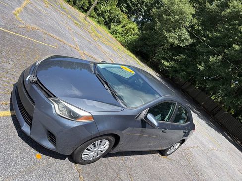 Used 2014 Toyota Corolla L FWD image 10