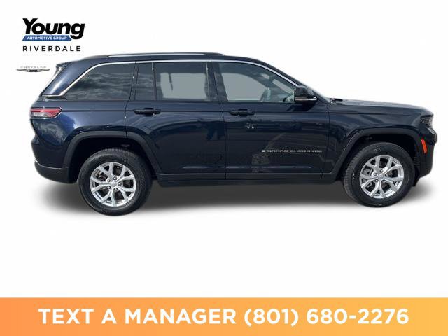 Used 2024 Jeep Grand Cherokee Limited AWD/4WD image 2