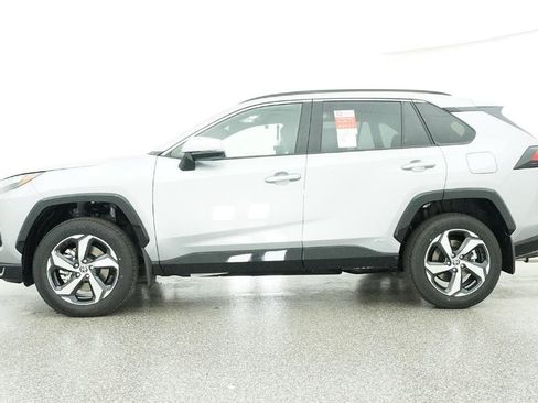 New 2025 Toyota RAV4 SE image 73