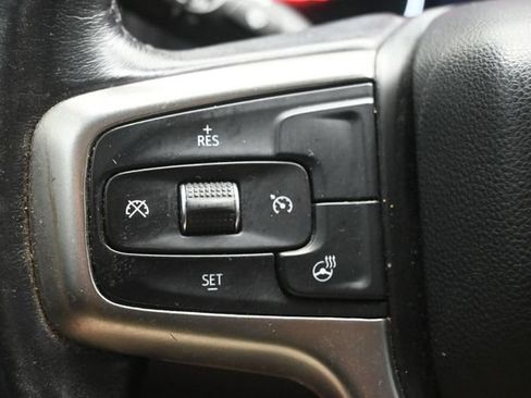 Used 2022 Chevrolet Silverado 1500 LT Trail Boss w/ Convenience Package II AWD/4WD image 9