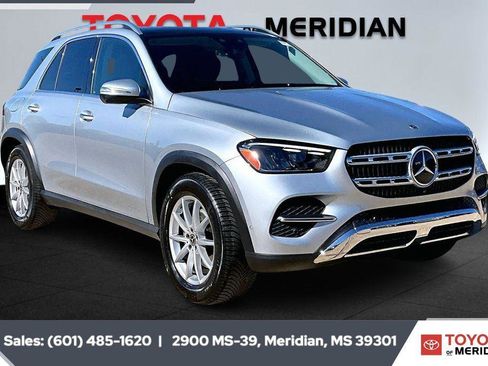 Used 2025 Mercedes-Benz GLE 350 4MATIC image 2