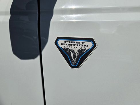 Used 2021 Ford Bronco First Edition image 6