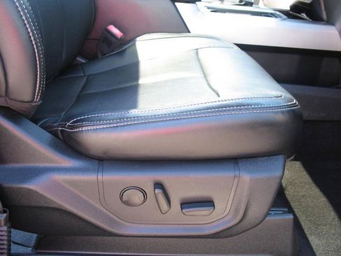 Used 2019 Ford F150 Lariat w/ Equipment Group 502A Luxury AWD/4WD image 23