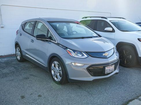Used 2019 Chevrolet Bolt LT image 3